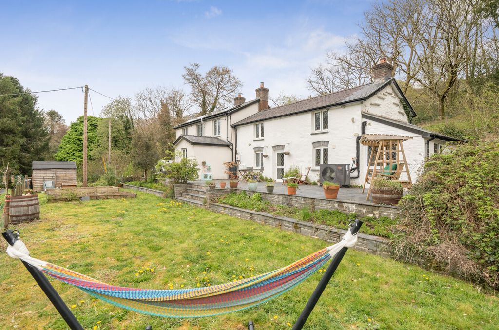 Property photo 1 of 21 1446044-18-69E656...