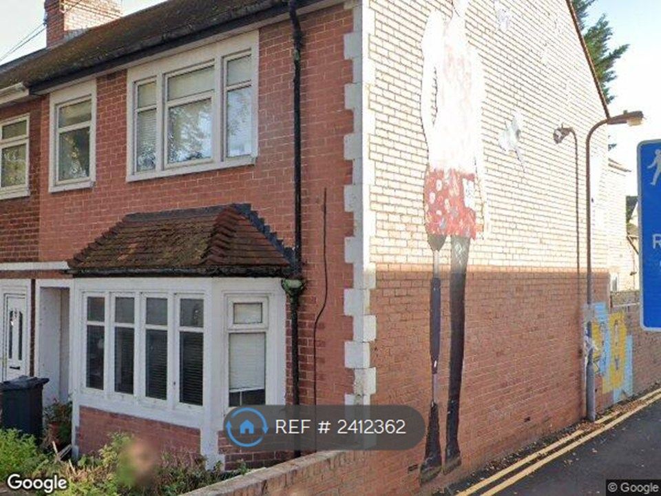 Property photo 2 of 34
