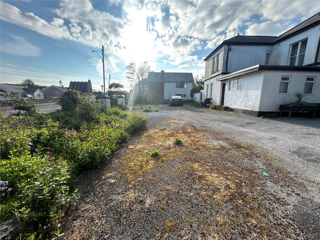 Property photo 3 of 11 Picture No. 15