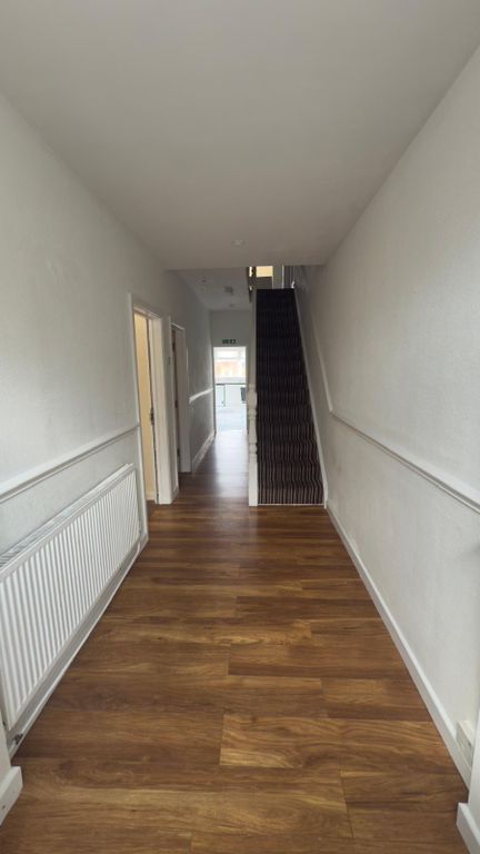 Property photo 2 of 20 Entrance