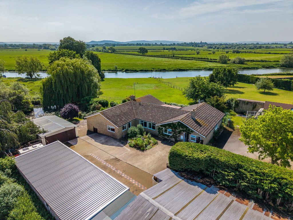 Property photo 1 of 35