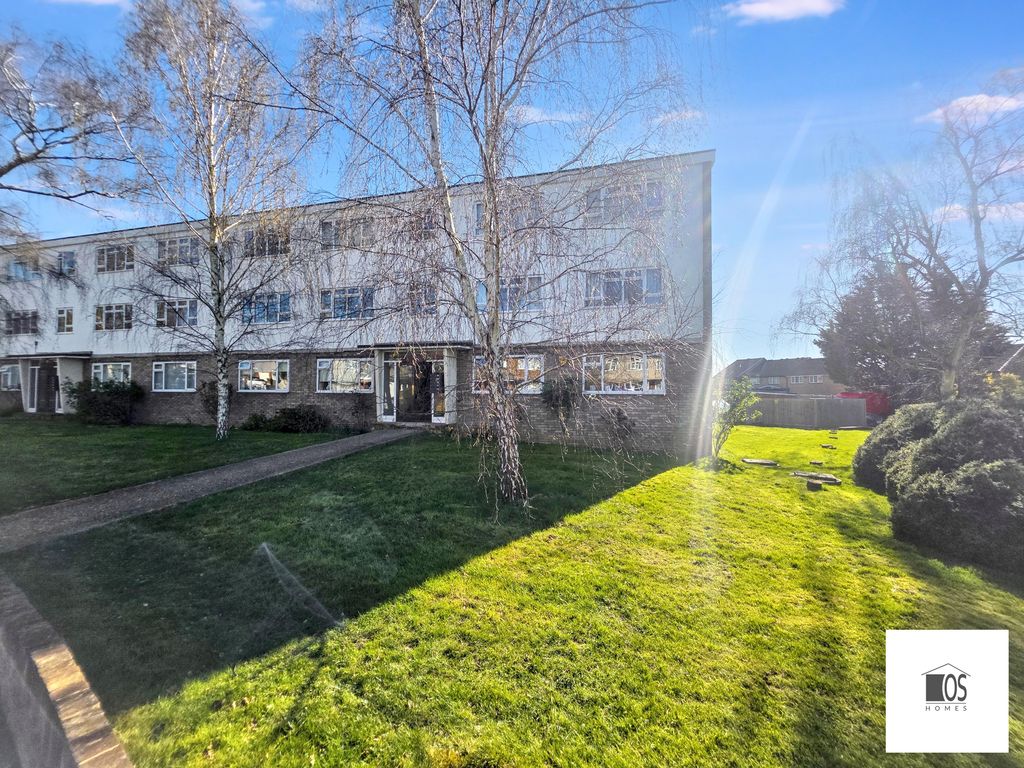 Property photo 2 of 19