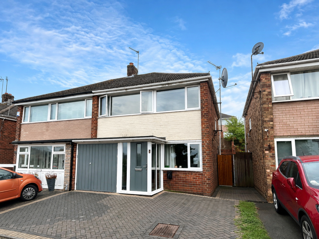 Property photo 1 of 16