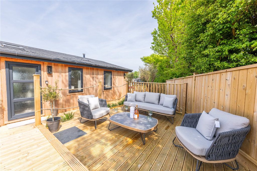 Property photo 1 of 18 Picture No. 29