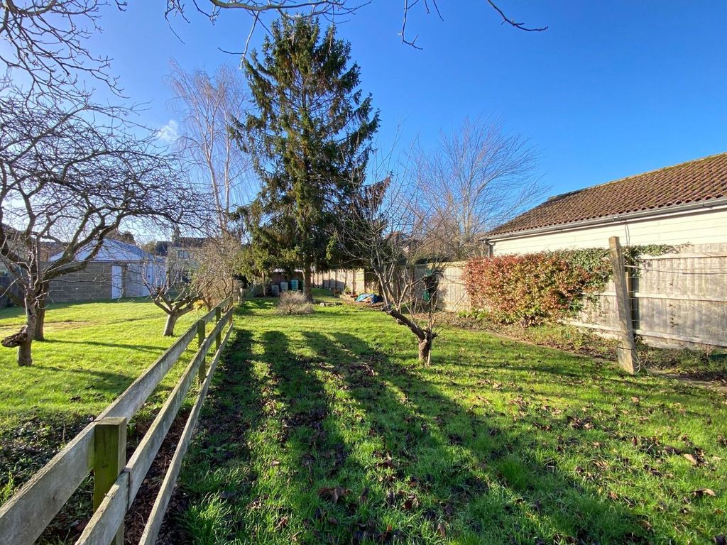 Property photo 3 of 15 Image00014.Jpg