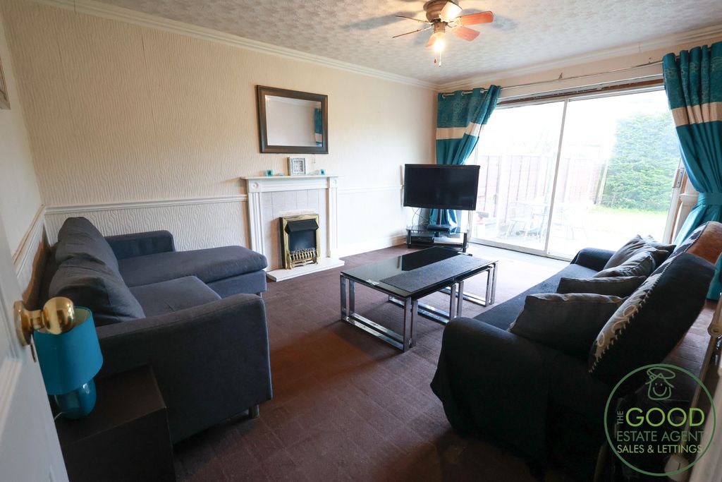 Property photo 2 of 24