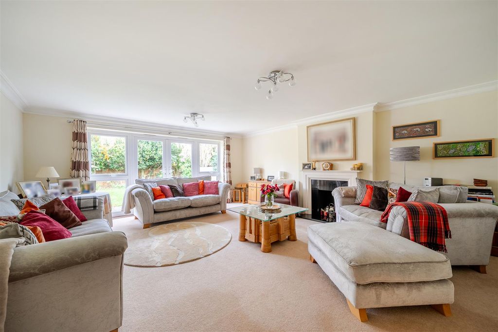 Property photo 2 of 19 1374350 (2).Jpg