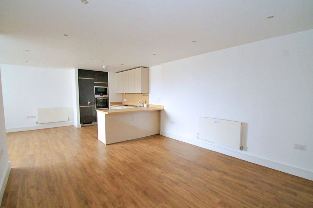 Property photo 2 of 9 Photo 8