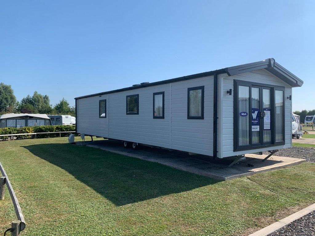 Property photo 1 of 26 4528200