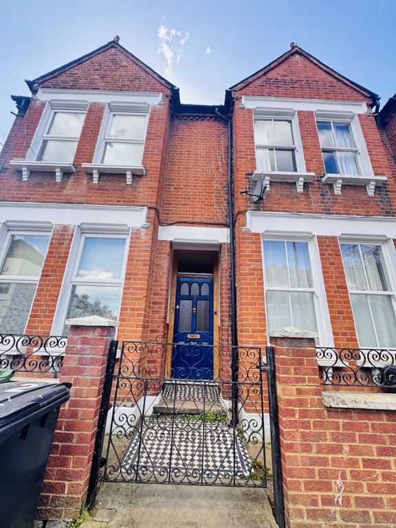 Property photo 1 of 11