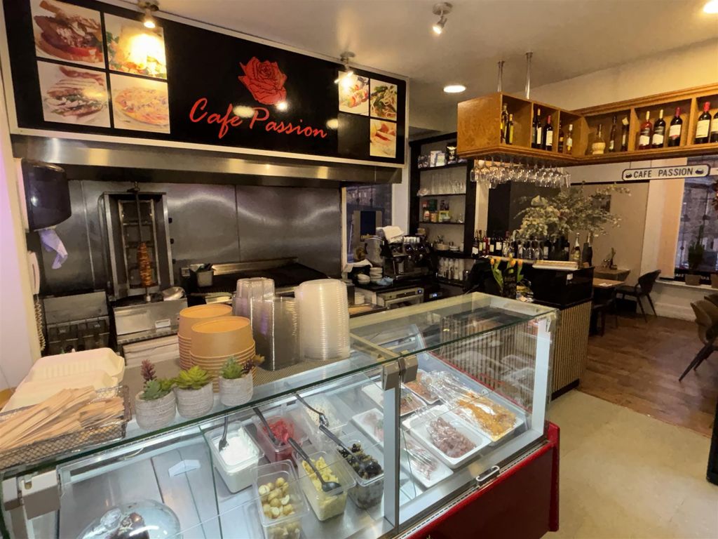 Property photo 1 of 7 Photo 0