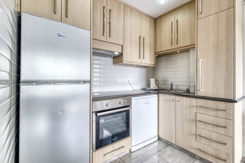 Property photo 3 of 13 Kitchen