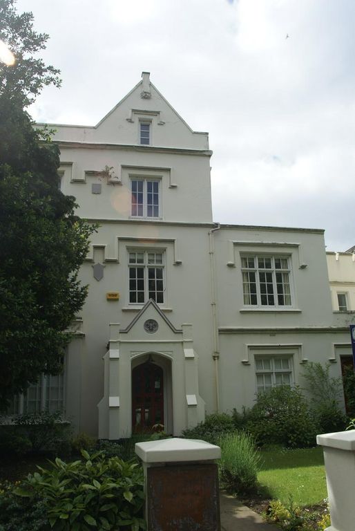 Property photo 1 of 5