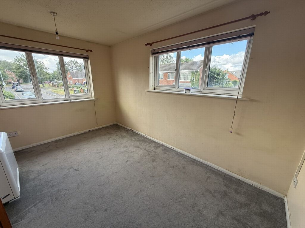 Property photo 3 of 10 Bedroom