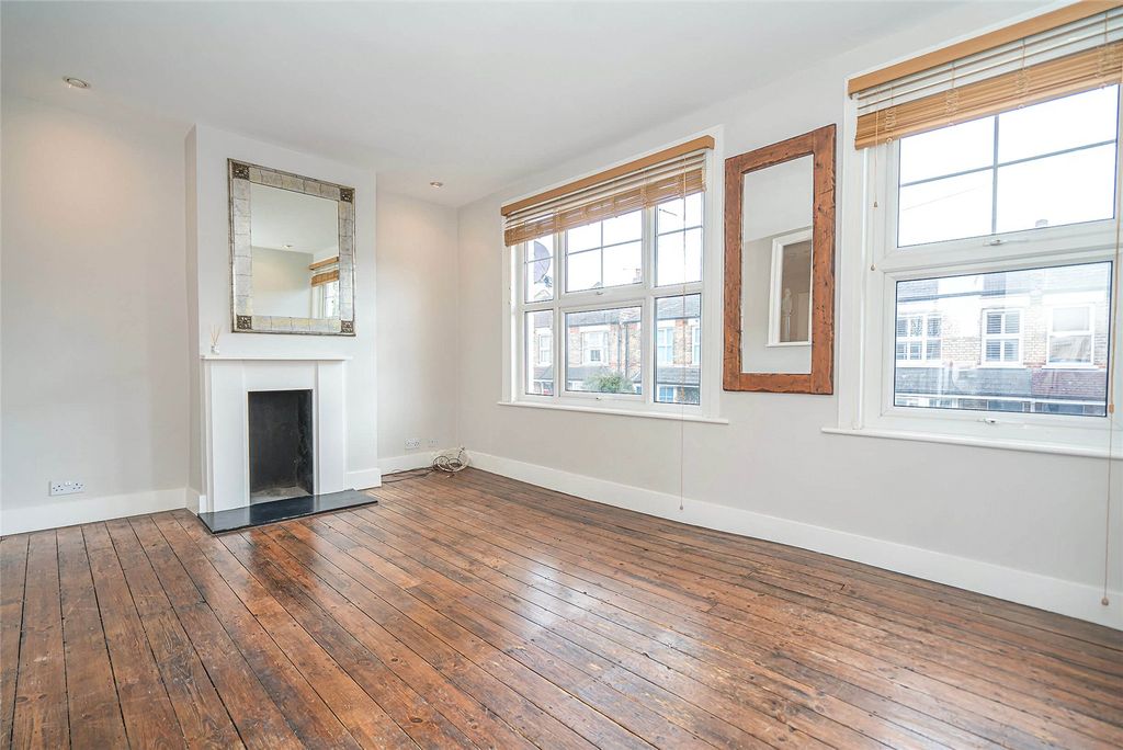 Property photo 2 of 20 Reception A