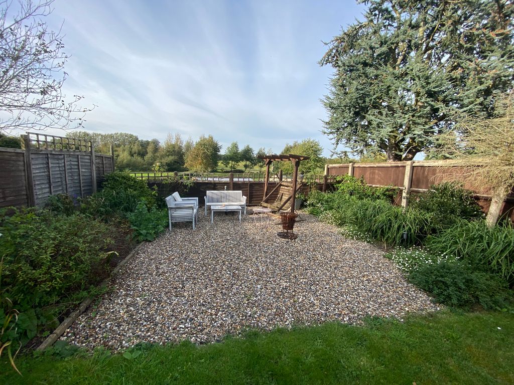 Property photo 3 of 14