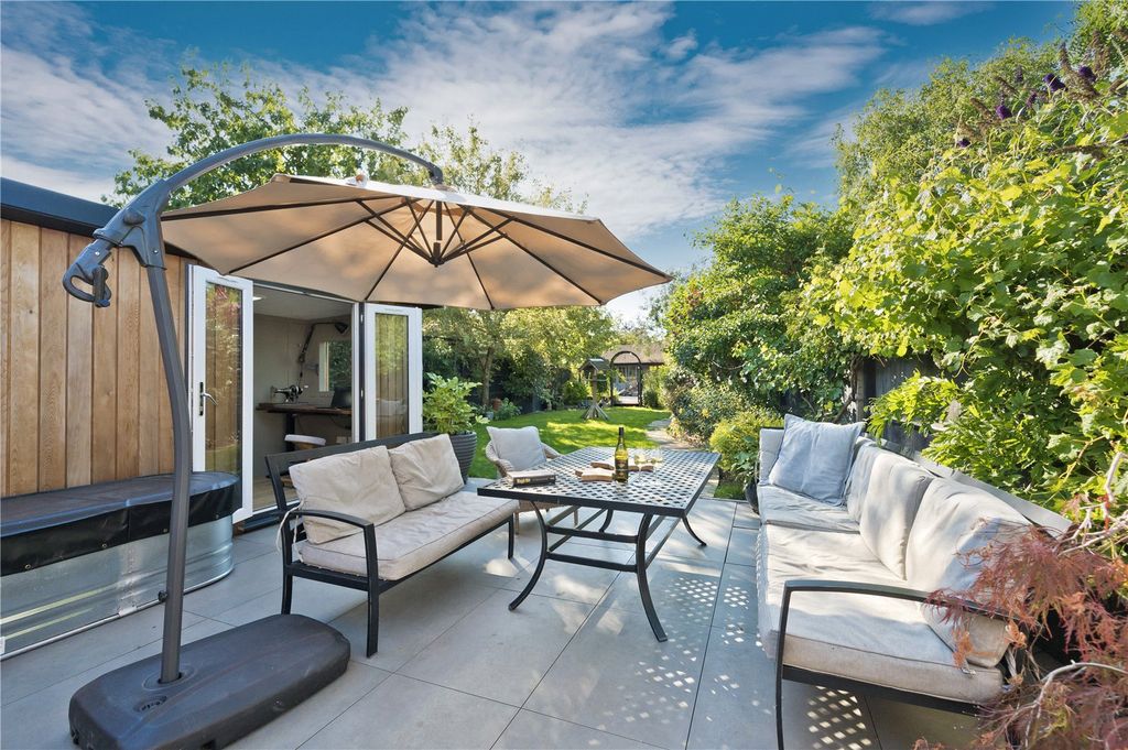 Property photo 2 of 21 Patio