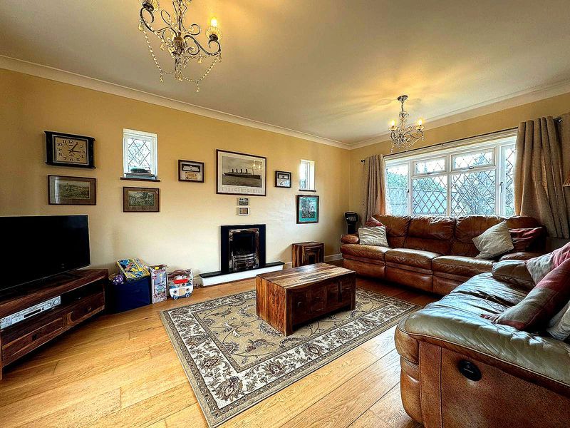 Property photo 3 of 23 Photo 6