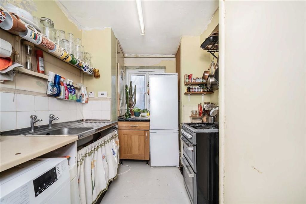 Property photo 3 of 5