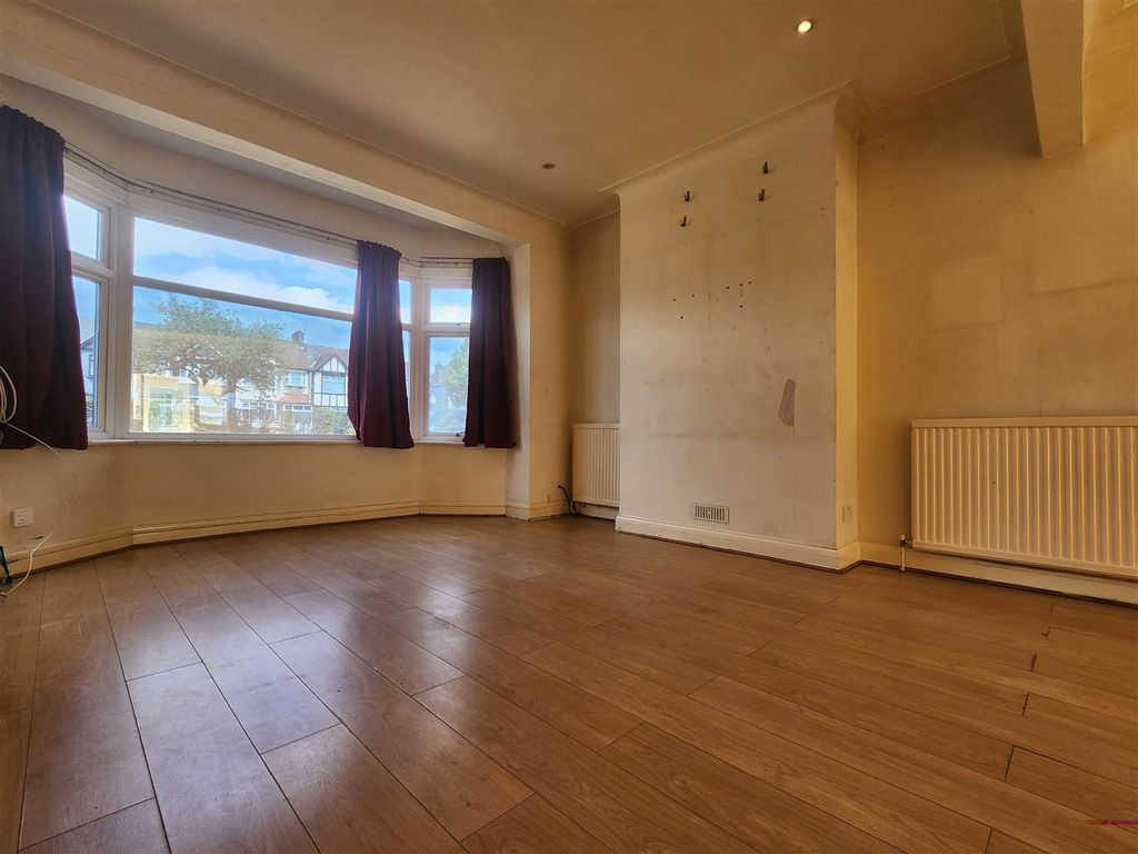 Property photo 3 of 15 R11.Jpg