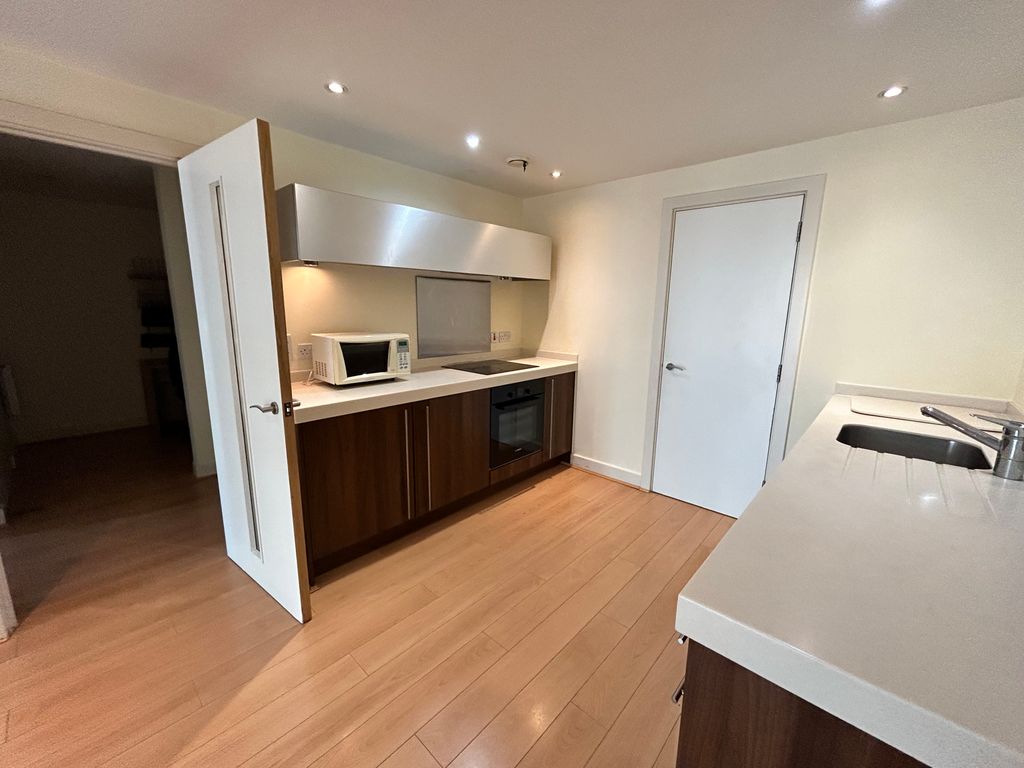 Property photo 1 of 13 Img_6072