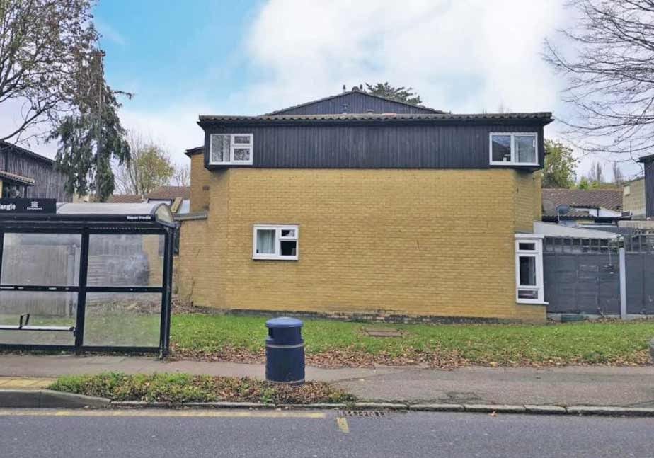 Property photo 1 of 2