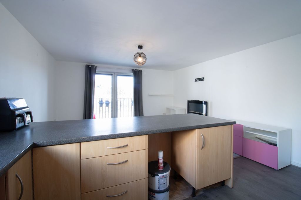 Additional image 5 of 2 bed flat for saleHall Street, Blackwood NP12