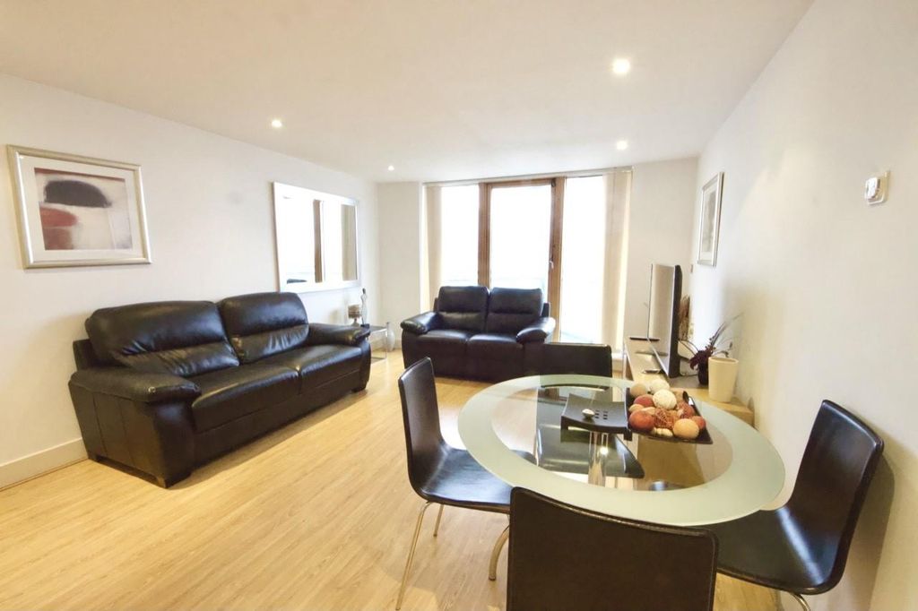 Property photo 1 of 10 O7.Jpg