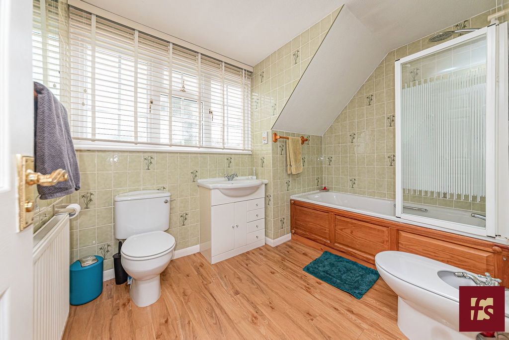 Additional image 26 of 4 bed detached house for saleThe Avenue, Crowthorne, Berkshire RG45
