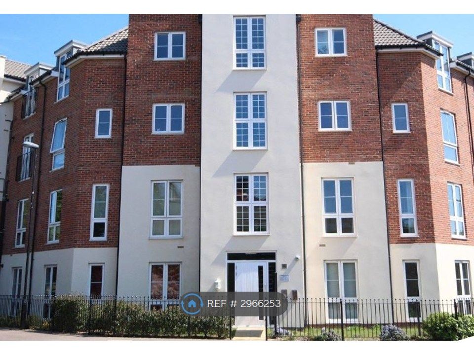 Property photo 1 of 10 Building