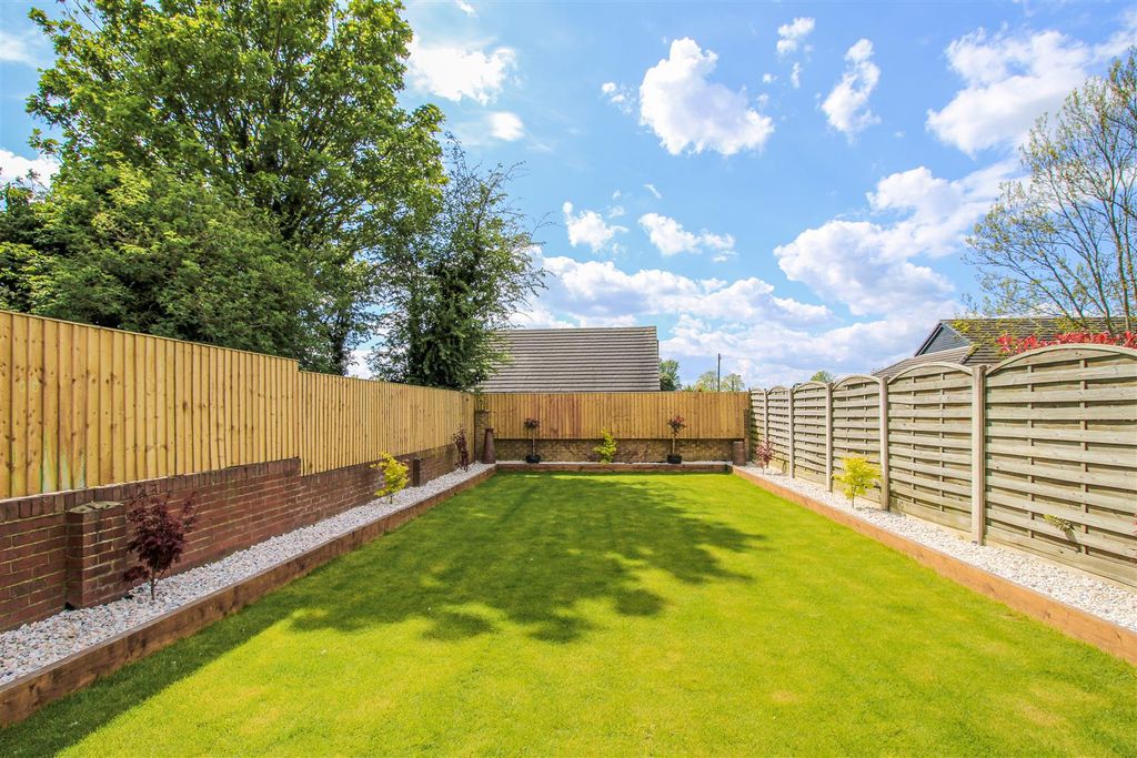 Property photo 2 of 15 Outside