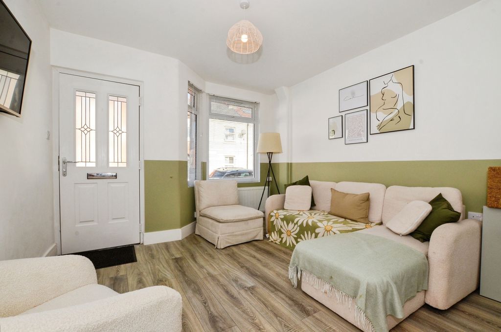 Property photo 2 of 14 Dsc_5782