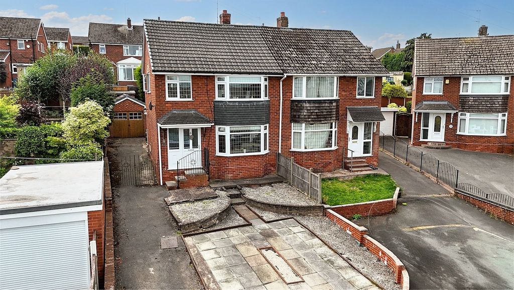 Property photo 1 of 19
