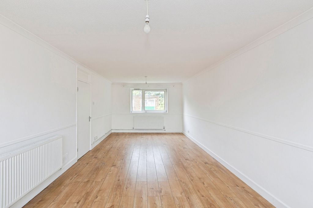 Property photo 3 of 13 Pbox-Img.Jpg