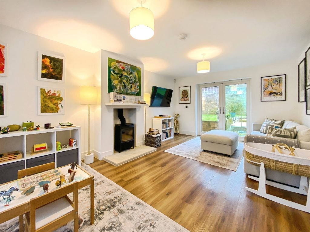 Property photo 2 of 20