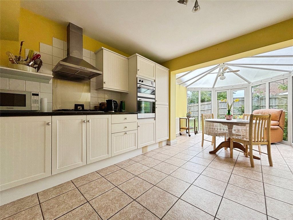 Property photo 3 of 20 Picture No. 06