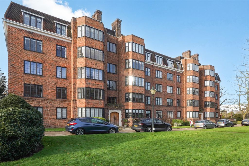 Property photo 1 of 27 Flat 6, Glenalmond House - E9Rlbvlhzr0Uk8Hda6Tw.Jp
