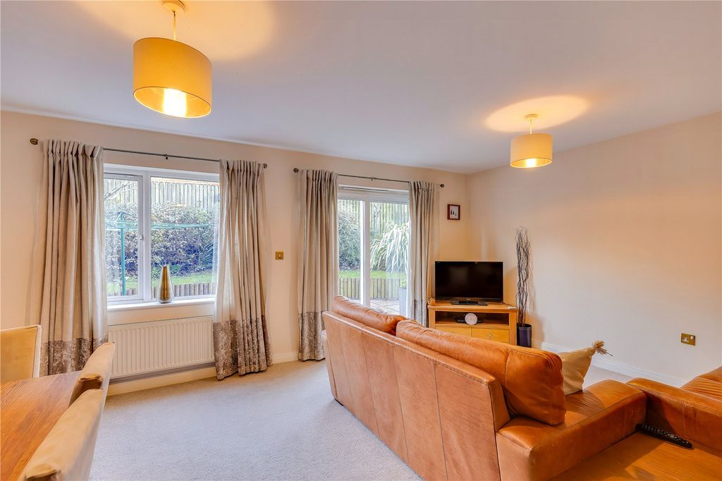 Property photo 3 of 35 Picture No. 16