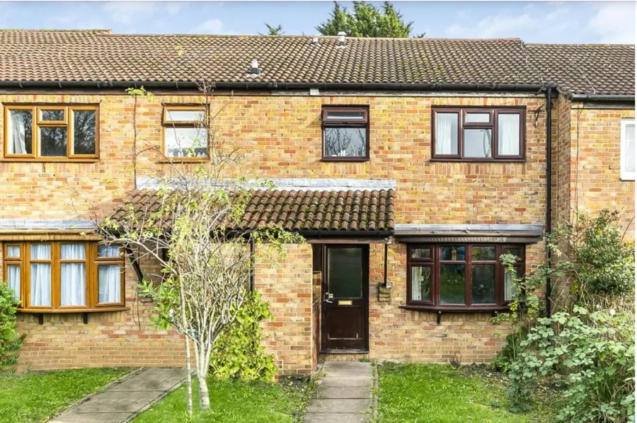 Property photo 1 of 17