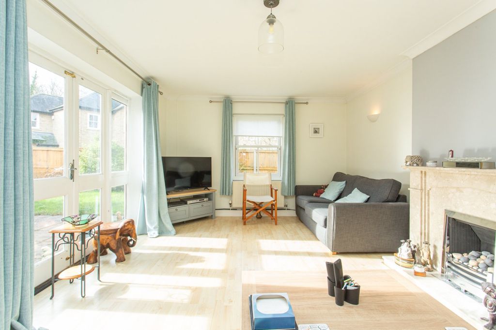 Property photo 2 of 17 Picture 2