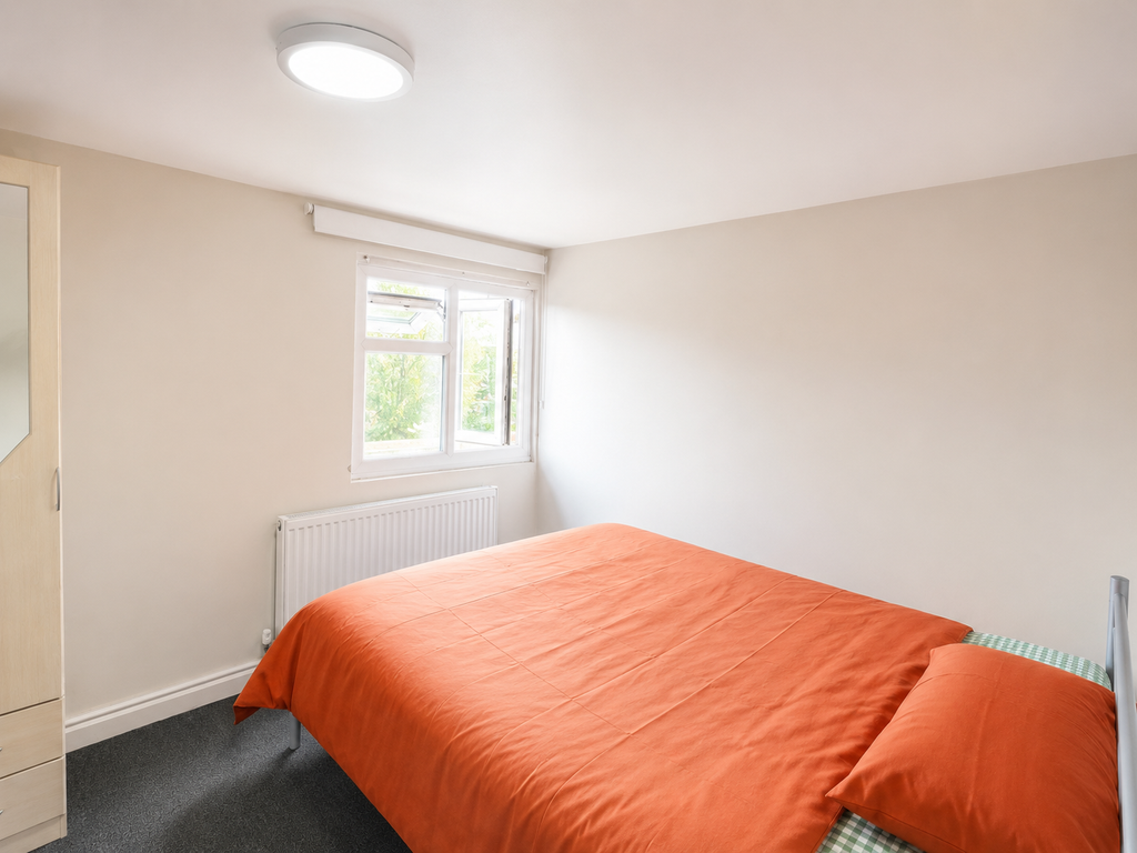 Property photo 1 of 3