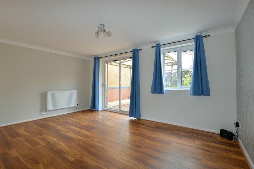 Property photo 3 of 22 Lrd 1.Jpg