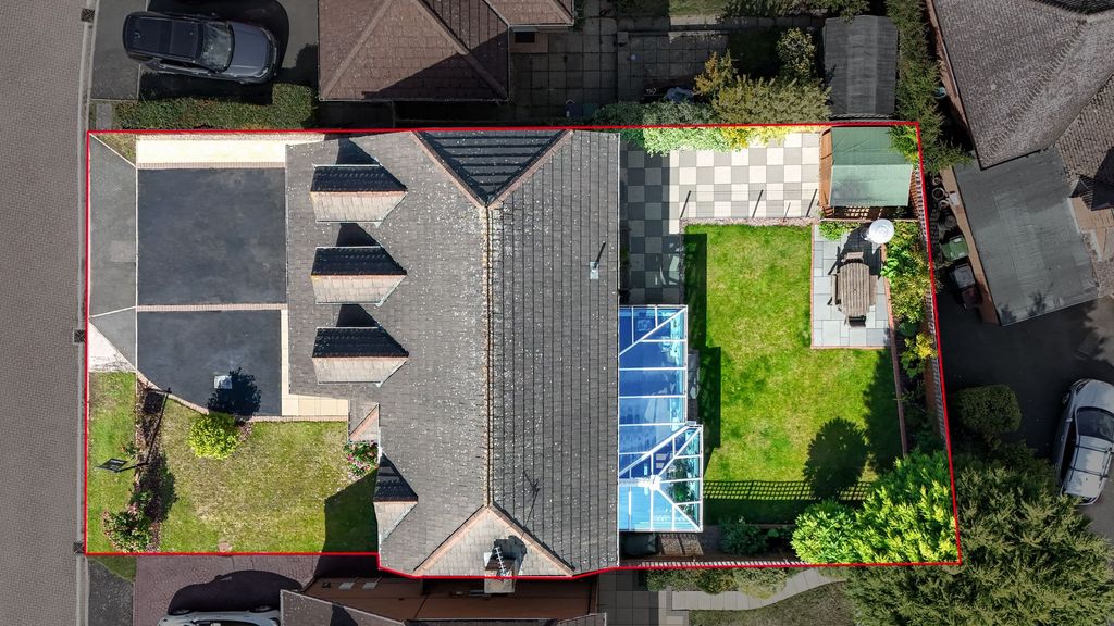 Property photo 2 of 26