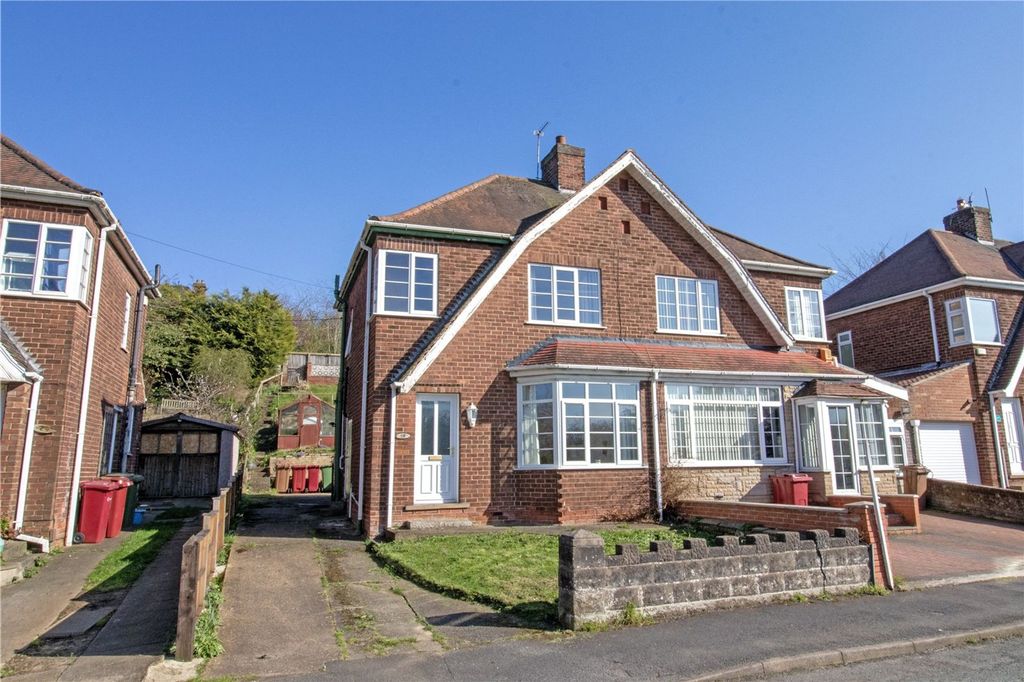 Property photo 1 of 18