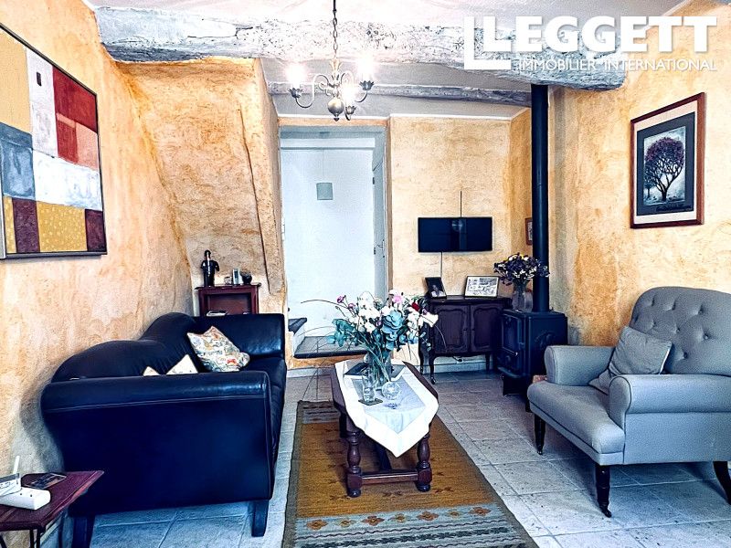 Property photo 2 of 10