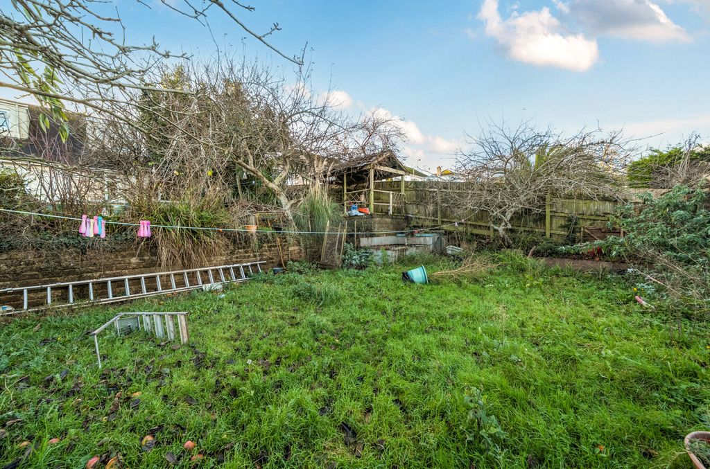 Property photo 3 of 23 3 - 1393360-5-694585d...