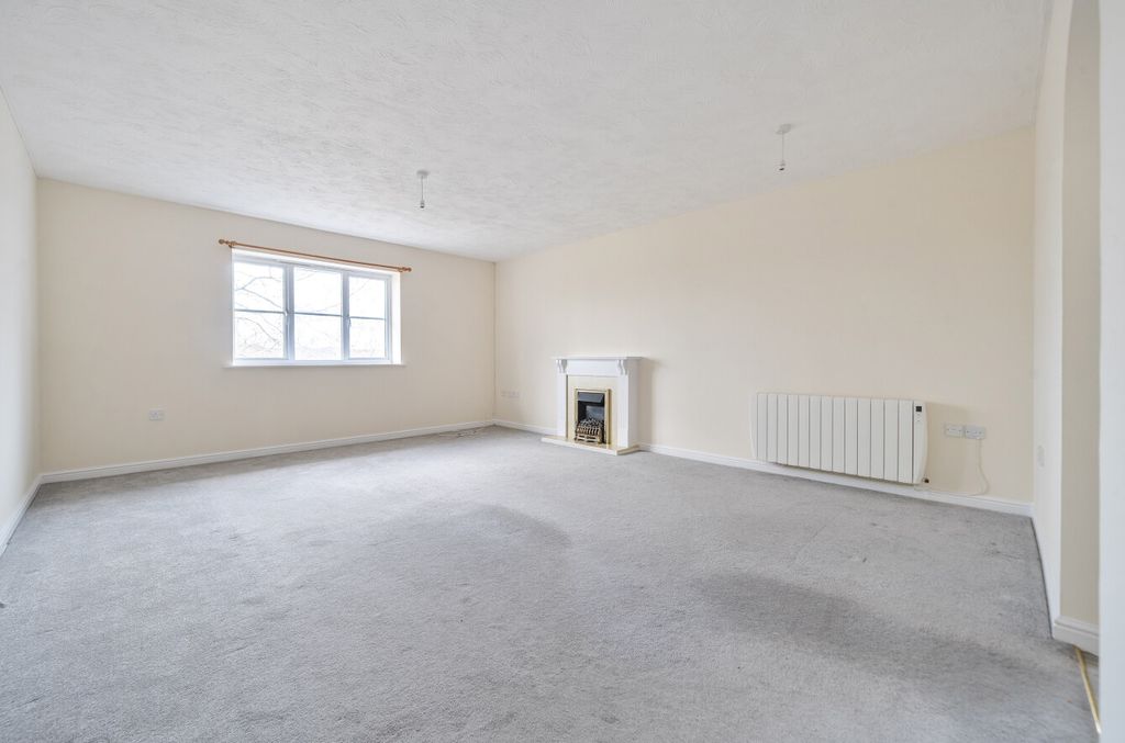 Property photo 3 of 8 1442539-6-69Dd023...