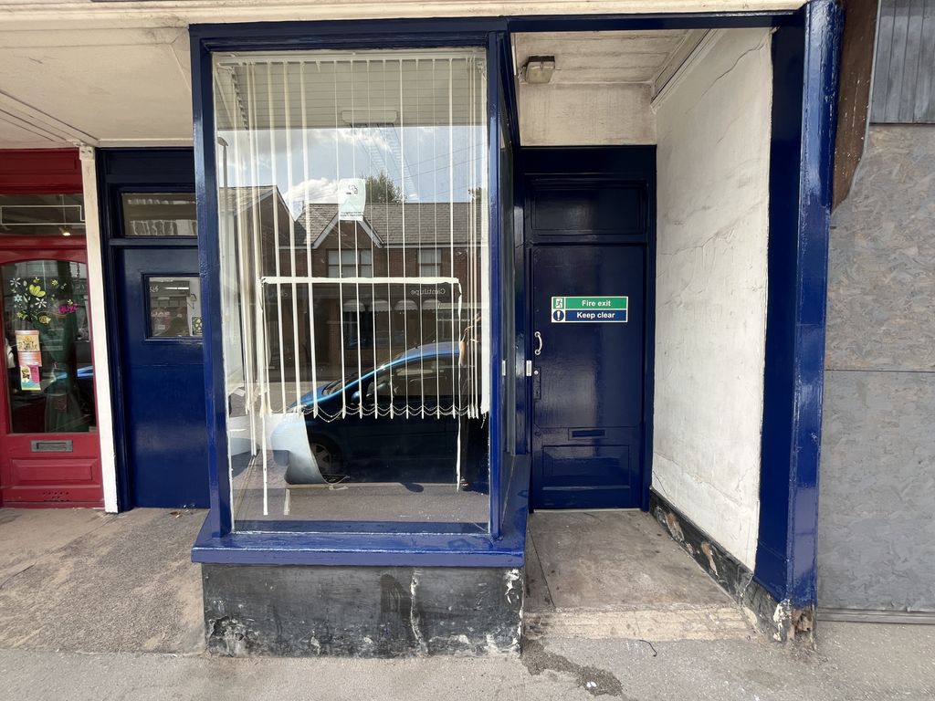 Property photo 2 of 8 Gallery