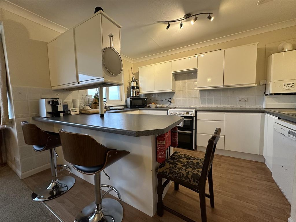 Property photo 2 of 11 Image00011.Jpeg