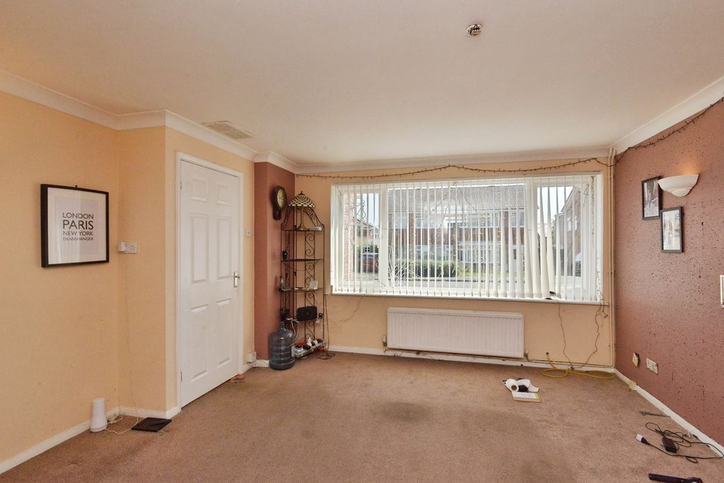 Property photo 3 of 13 Pbox-Img.Jpg
